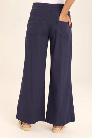 FINAL SALE XCVI Wearables Rebecca Stretch Poplin Pleated Pant  in Navy