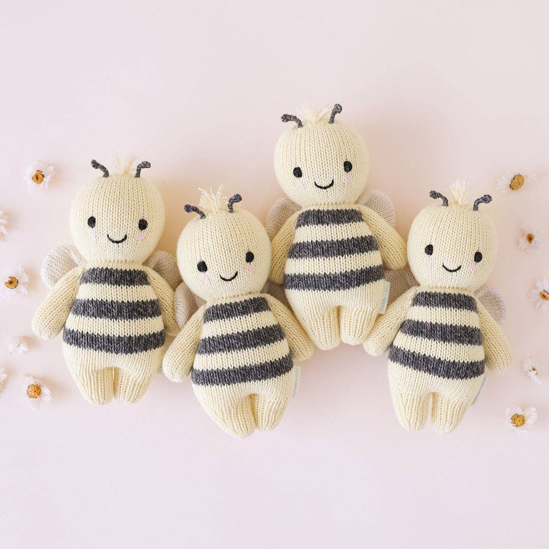 Cuddle+Kind Baby bee, gives 5 meals, gives 5 meals