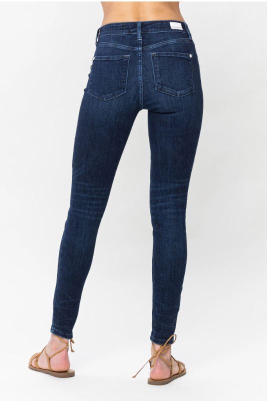 FINAL SALE Judy Blue Midrise Classic Skinny Jean - Sizes 0-22W