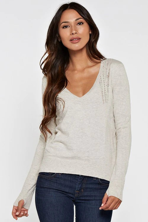 Long Sleeve Distressed Pullover Sweater - Heather/Oatmeal