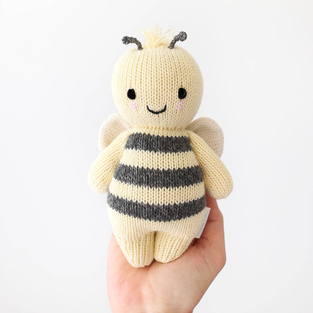 Cuddle+Kind Baby bee, gives 5 meals, gives 5 meals