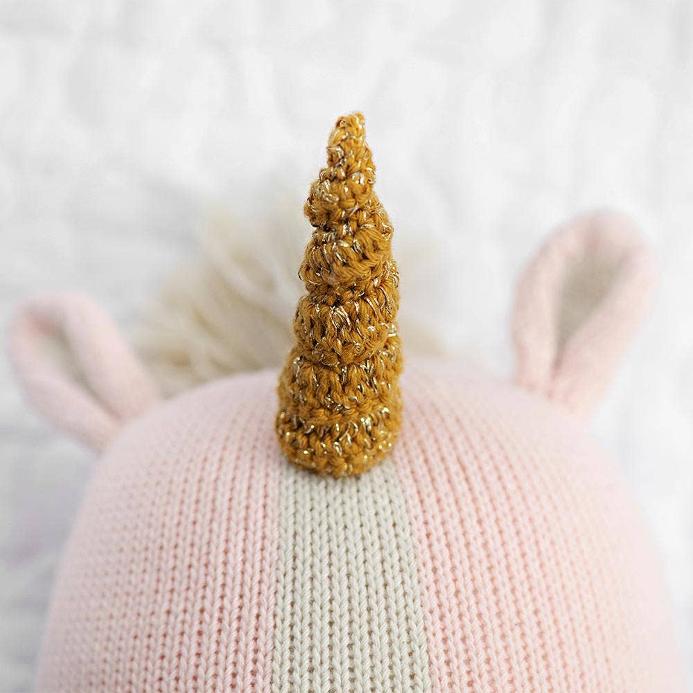 Cuddle+Kind Ella the unicorn, gives 10 meals
